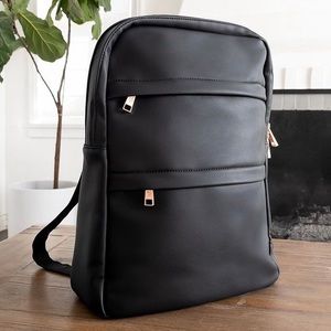 Emory Tote Backpack in matte black